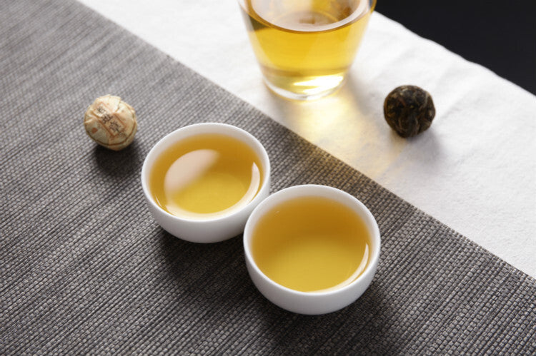Yunnan Puerh Tea Raw Tea Old Banzhang Golden Leaf Dragon Balls Big Tree Tea 500g