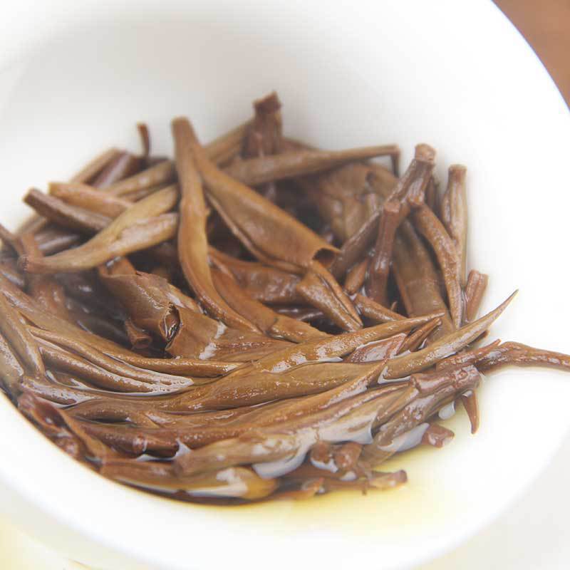 HelloYoung Wooden Box Yunnan Ancient Big Gold Needle Golden Bud Dian Hong Tea 500g/1.1lb