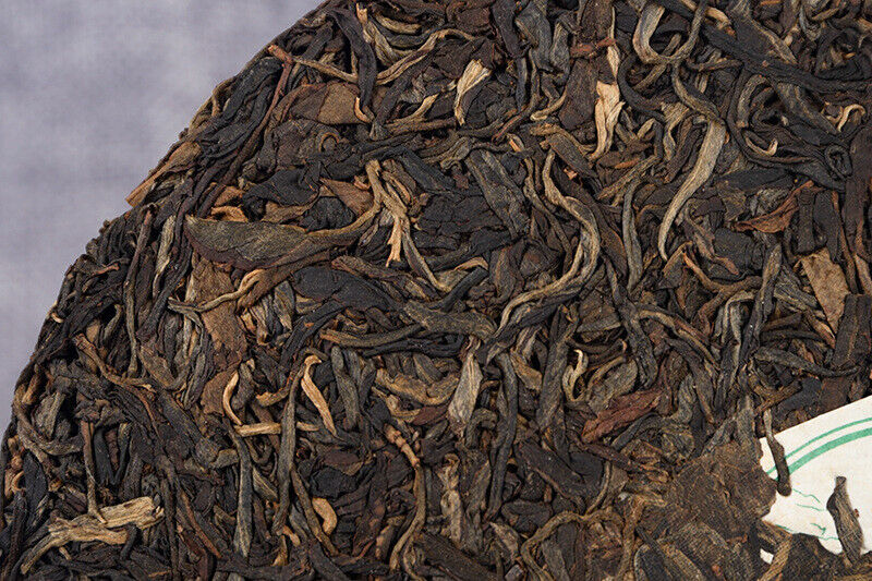 HelloYoung 357g Yunnan Raw Tea Cake Pu'er Tea Cake 357g巴达生饼