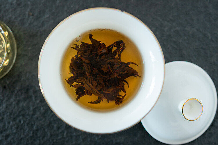 HelloYoung 500G Fengqing work Dian Hong tea hydrangea dragon pearl gold ball black tea