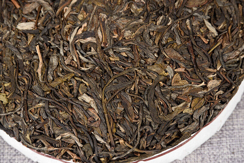 HelloYoung High Quality Yunnan Tea Yiwu 357g Raw Tea Cake 云南茶叶 易武凤凰窝 357克生茶饼
