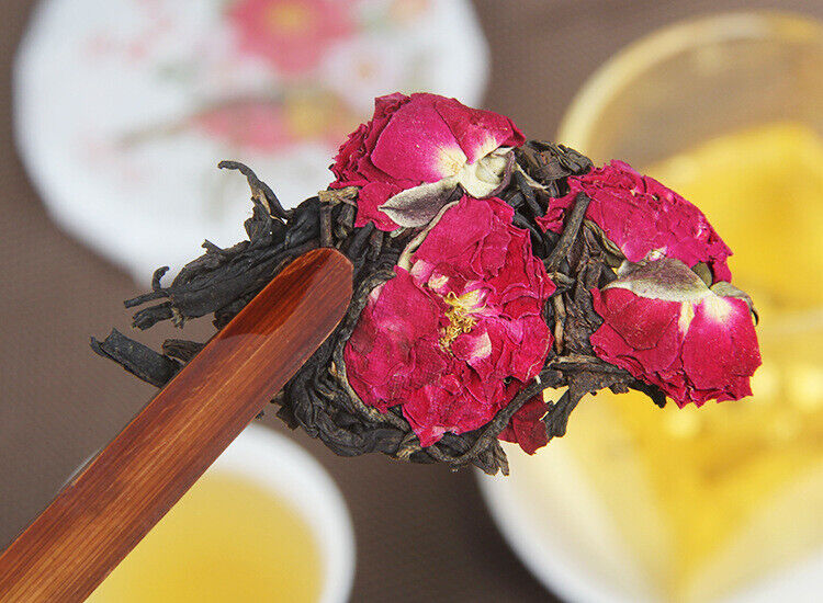 HelloYoung 100g Yunnan Old Tea Tree Red Rose Black Tea Fengqing Dian Hong Rose Tea Cake