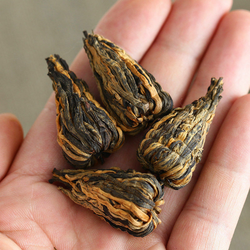 HelloYoung Dian Hong Black Tea Yunnan Handmade Pagoda Top Class Black Tea Red Tea 250g Tea