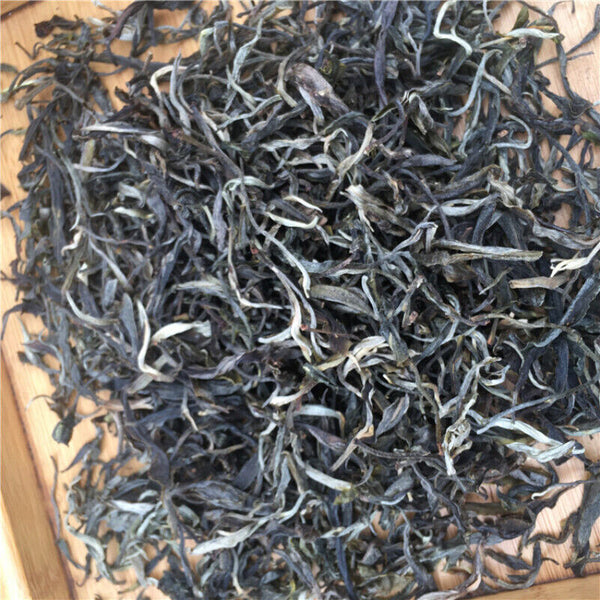HelloYoung Raw Tea Cakes 357g Pu'er Green Tea Healthy Drink Yunnan Menghai Spring Pu-Erh