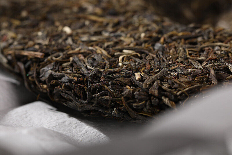 HelloYoung Yunnan Tea Xigui 357g Pu-erh Raw Tea Cake Healthy Drink