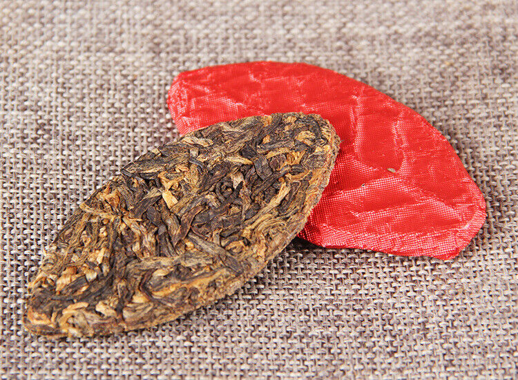 HelloYoung 500g Organic Yunnan Black Tea Fengqing Dian Hong Tea 17.6 Oz