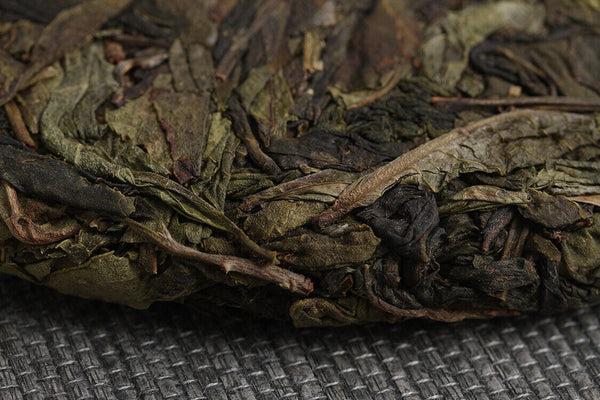 HelloYoung 357g Yunnan Pu-erh Tea Banzhang Big Leaf Pu-erh Raw Cakes Seven Seeds Cake Tea