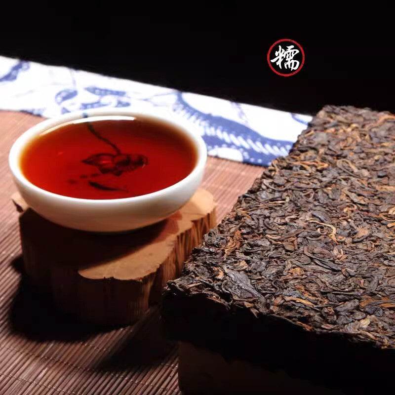 Ten Years Old Pu-erh Class Puerh Tea Cooked Pu'er Tea Shu Puer Brick 200g Main image