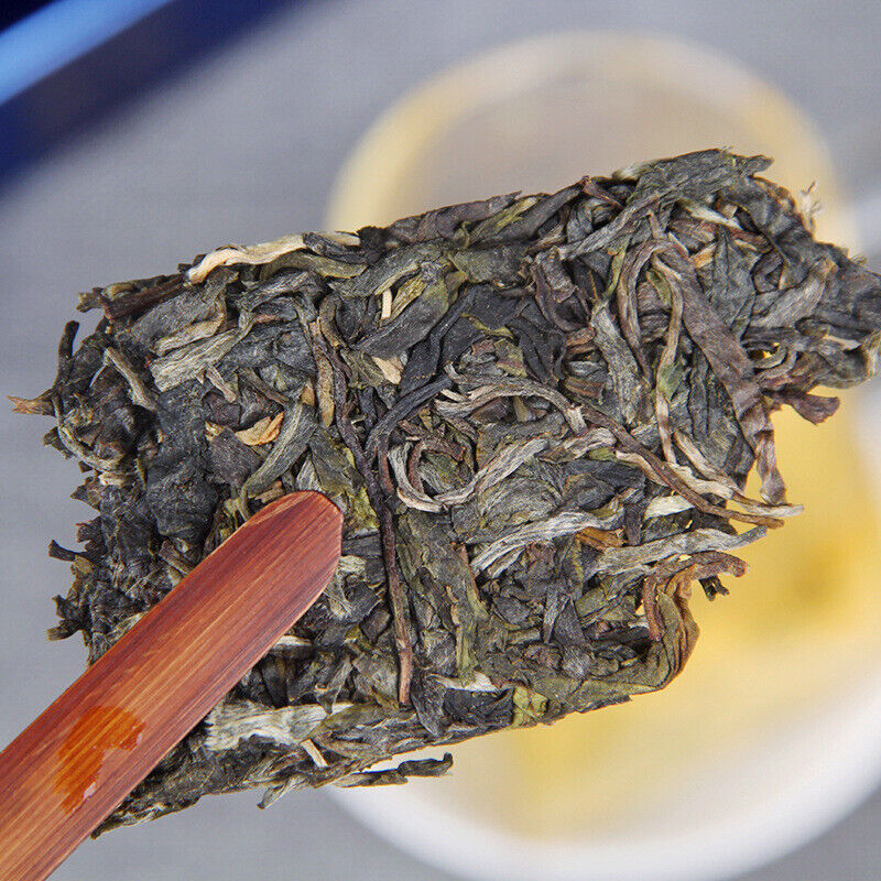 HelloYoung Ancient Trees Puerh Tea 300g Raw Tea Column Tea Leaves 邦东昔归黄金条 Secondary image