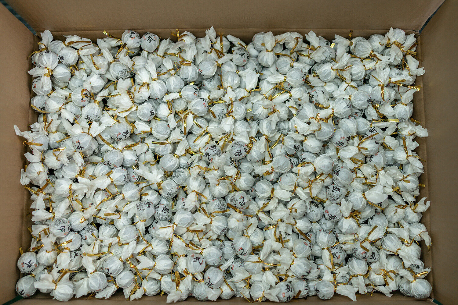 HelloYoung 500g 8g chacun Yiwu Dragon Pearl Pu-erh Raw Tea Handmade Dragon Pearl Tuocha