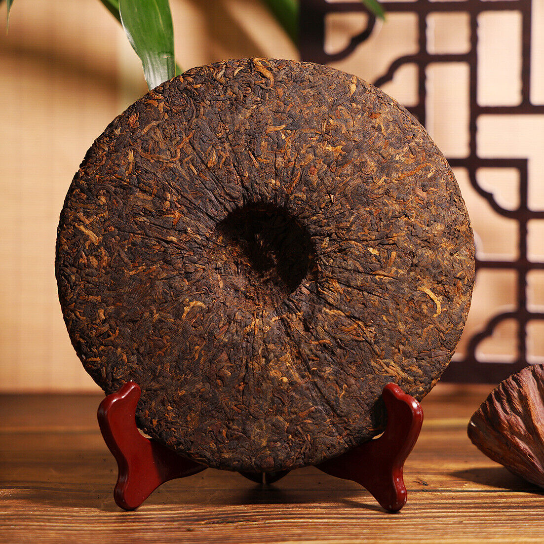 Palace Golden Sprout Pu'er Ripe Tea Pu'er Tea Seven Seed Cake Tea Chenxiang 357g Secondary image