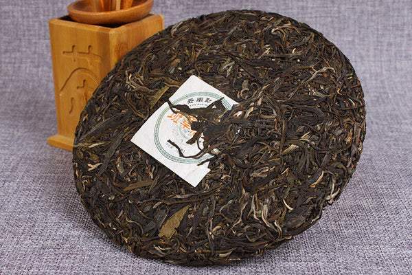 HelloYoung 357g Yunnan Pu'er Raw Tea Cake Banzhang Raw Tea Cake Jiao Mu Seven Seeds Cake