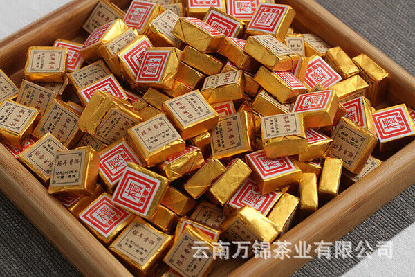 HelloYoung Small Gold Tea Brick 500g Mini Tuo Tea Small Square Brick Aged Pu-erh Ripe Tea