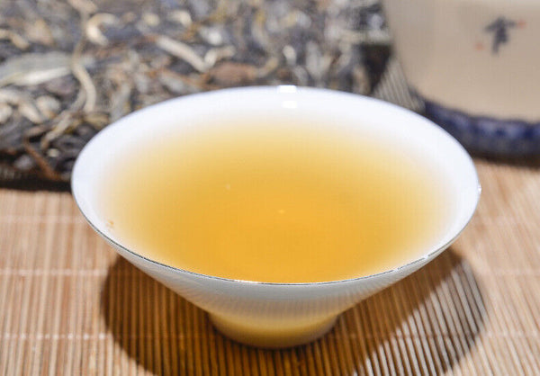 HelloYoung Yunnan Pu'er Raw Tea Cake 357g Pu'er Tea Cake Healthy Drink