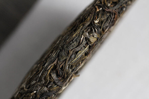 HelloYoung 357g Yunnan Pu'er Tea Banzhang One Leaf (5/1) Puer Raw Cake Seven Seeds Cake Tea