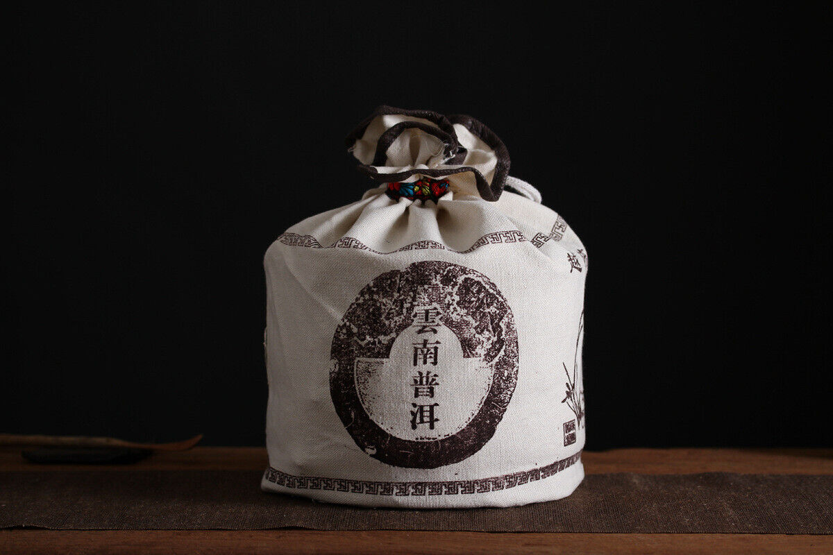 HelloYoung 357g Yunnan Pu'er Tea Chengyun Lao Banzhang Raw Tea Seven Seed Cake