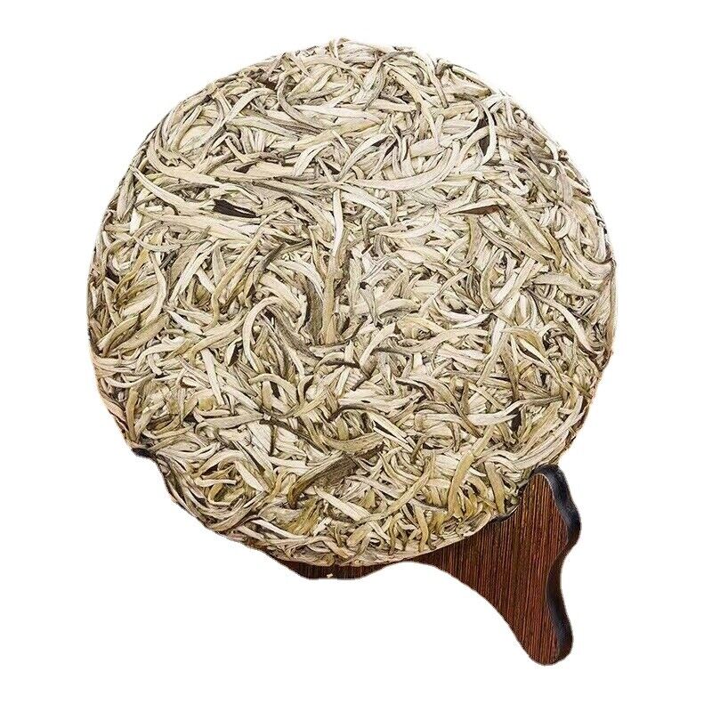 HelloYoung 357g Yunnan Baihao Yinzhen white tea cake moonlight white tea leaves whole buds Secondary image