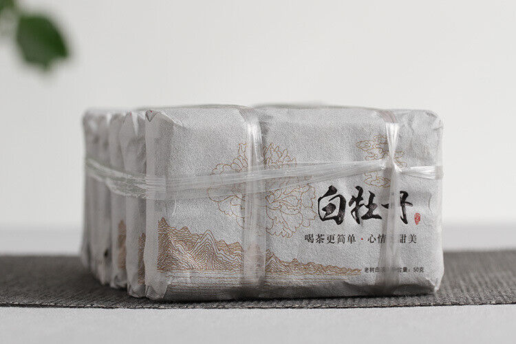 HelloYoung 50g Yunnan Old White Tea White Peony alpine sun-dried date medicinal fragrance Main image