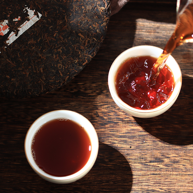 HelloYoung Tea Ripe Tea Cake Royal Scent Banzhang Health Care 357g Banzhang Pu-erh