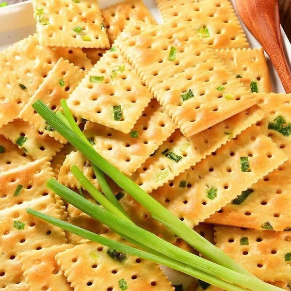Exquisite Individual Packs，Savoury Onion Soda Crackers Healthy Office Treat with
