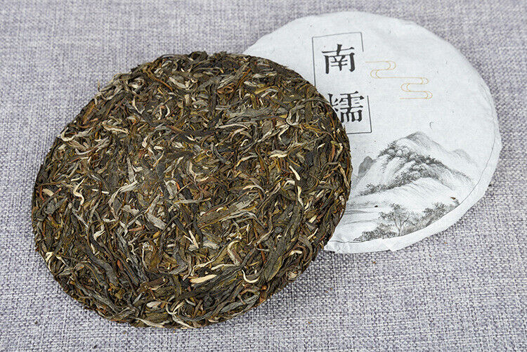 HelloYoung Yunnan Pu'er Raw Tea 357g Nannuo Raw Tea Cake Pu'er Raw Tea Cake 357g南糯生饼 普洱生茶饼
