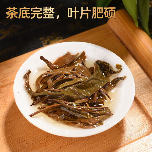 Pu'er Raw Tea Snow Mountain Tea Spring Tea Tea Cake Large Leaf Tea Raw Tea 357g
