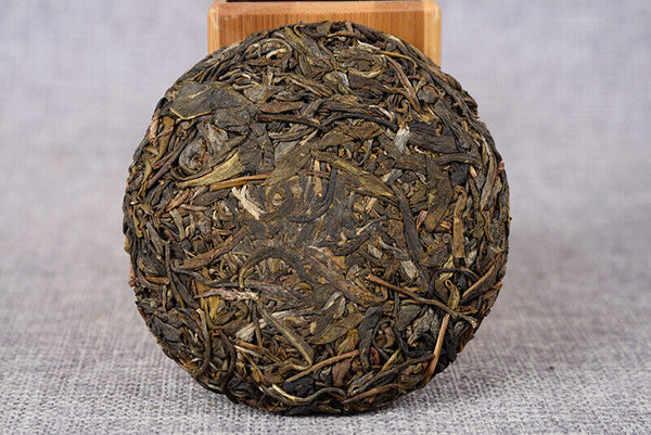 HelloYoung 100g Yiwu Ancient Tea Tree Yunnan Tea Pu-erh Raw Tea Tea Cake