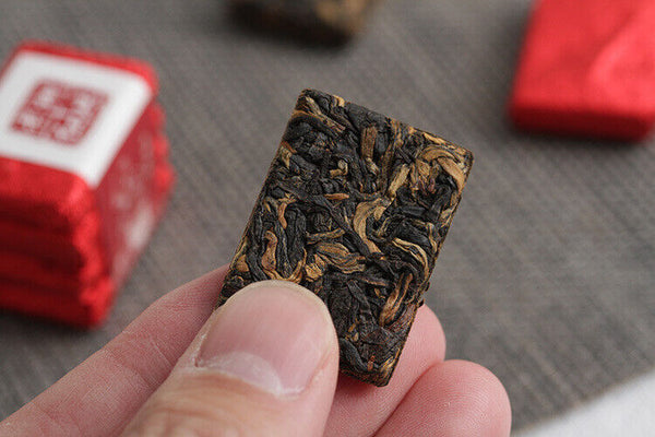 HelloYoung 500g Yunnan Fengqing Kung Fu Black Tea Dian Hong Xiao Tuocha Golden Square Brick