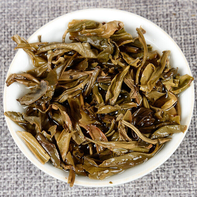 HelloYoung Yunnan Pu'er Tea Icelandic Ancient Tree Cake 100g*3 Early Spring Green Tea