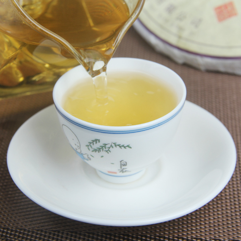 HelloYoung Icelandic Ancient Tea Mengku Pu'er Tea Cha Yunnan Seven Seed Cake 357g/12.59oz