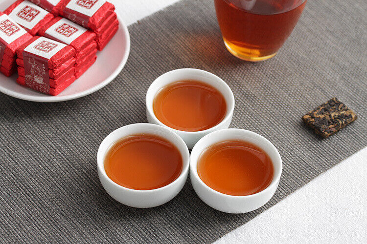 HelloYoung 500g Yunnan Fengqing Kung Fu Black Tea Dian Hong Xiao Tuocha Golden Square Brick