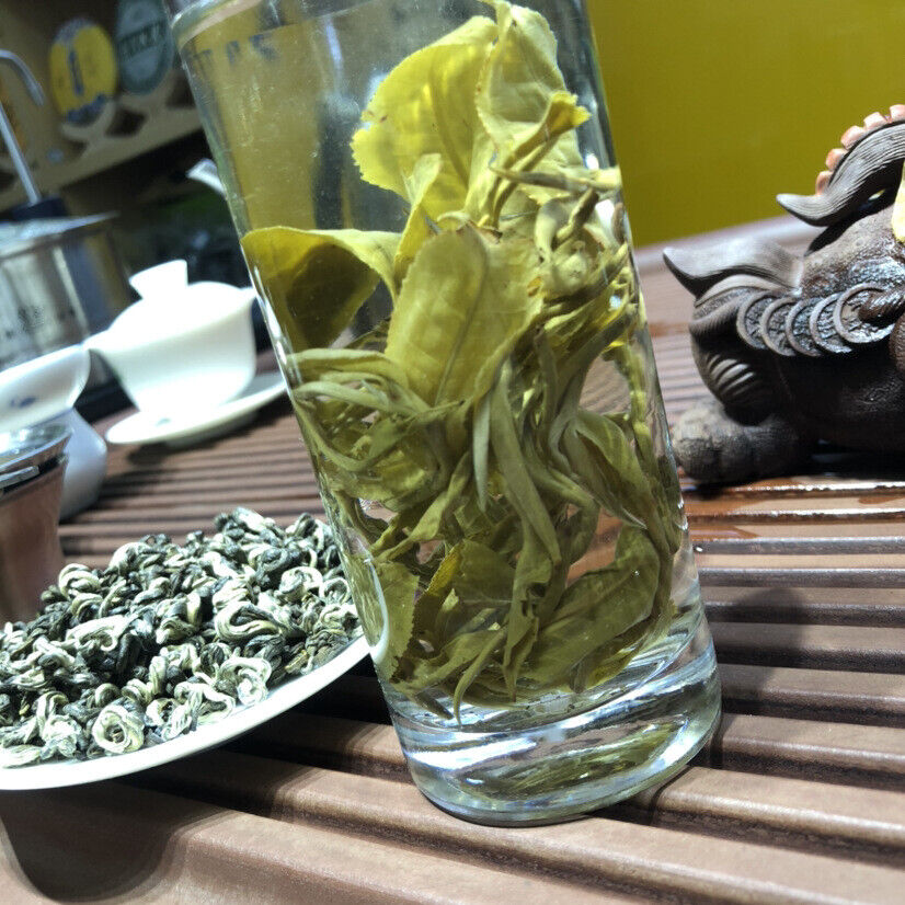 HelloYoung 300g Yunnan Biluochun Spring Qingxiang Green Tea Bag 12.34oz Secondary image
