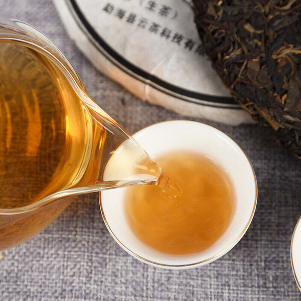 HelloYoung 357g Yunnan Raw Tea Cake Pu'er Tea Cake 357g巴达生饼