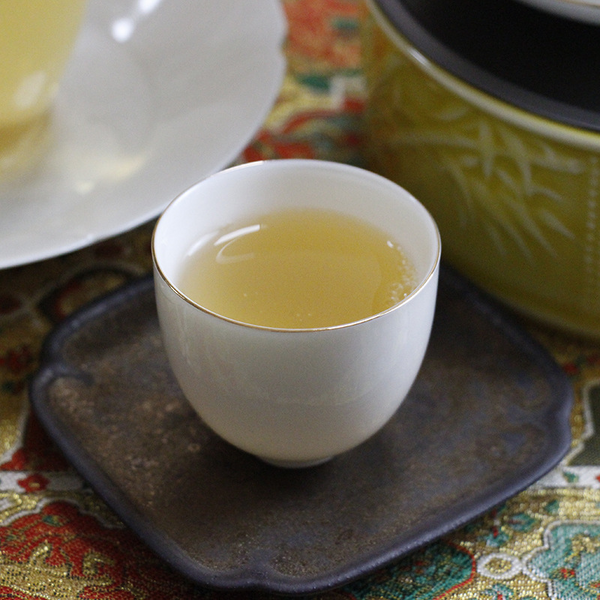 HelloYoung 357g Yunnan Puerh Tea Cake Early Spring Icelandic Seven Seeds Cake Pu'er Raw Tea
