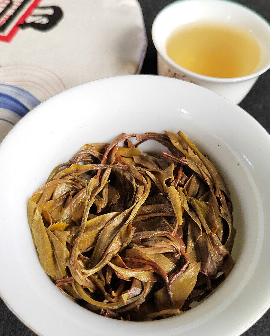 HelloYoung Xigui Ancient Tree Pu'er Tea Raw Tea Old Tree Raw Pu'er Tea Cake Yunnan Cake Tea