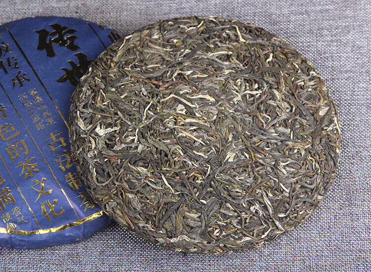 HelloYoung 357g Old Tree Puerh Raw Tea Cake Menghai Black Tea 头春茶年传世印级 古树普洱茶生茶勐海黑茶密香