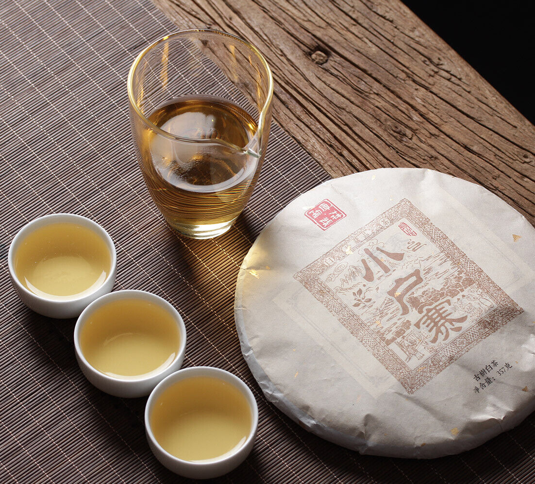 HelloYoung 357g Yunnan Ancient Tree Xiaoduosai White Tea Alpine Sun-Dried White Tea Cake Secondary image