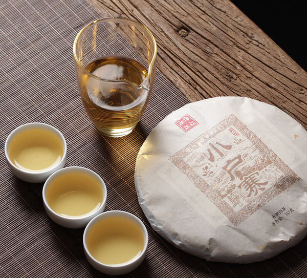HelloYoung 357g Yunnan Ancient Tree Xiaoduosai White Tea Alpine Sun-Dried White Tea Cake
