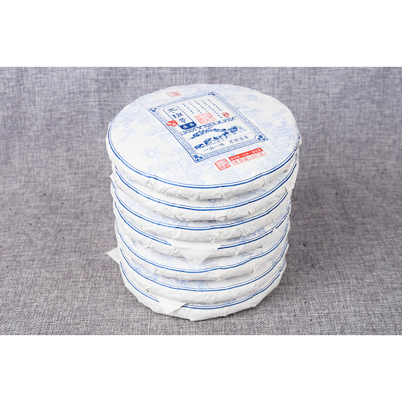 HelloYoung Tea Yunnan Tea Old Banzhang Cake Pu'er Tea Tea Health Care 357g Gift
