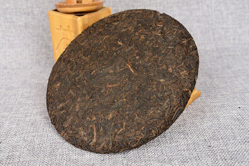 HelloYoung 357 g Yunnan deep mountain wild flavor cooked cake seven sub cake Pu'er tea