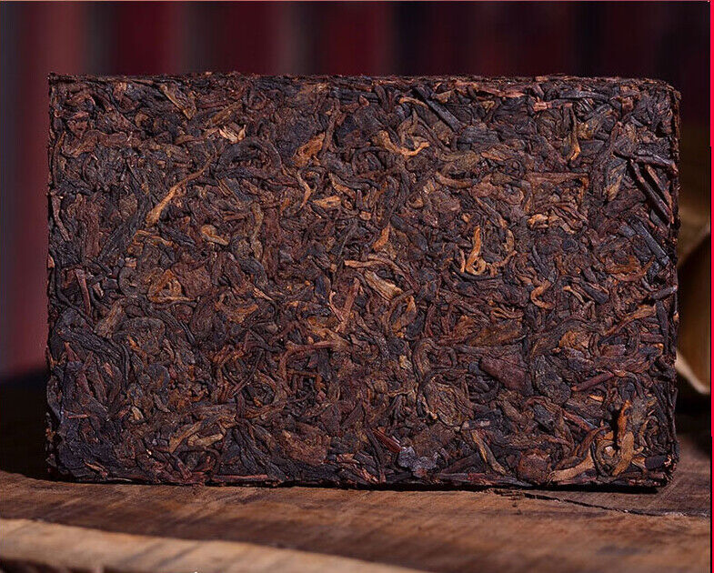 HelloYoung Yunnan Pu'er Ripe Tea Brick 1000g Old Tea Brick Lao Banzhang