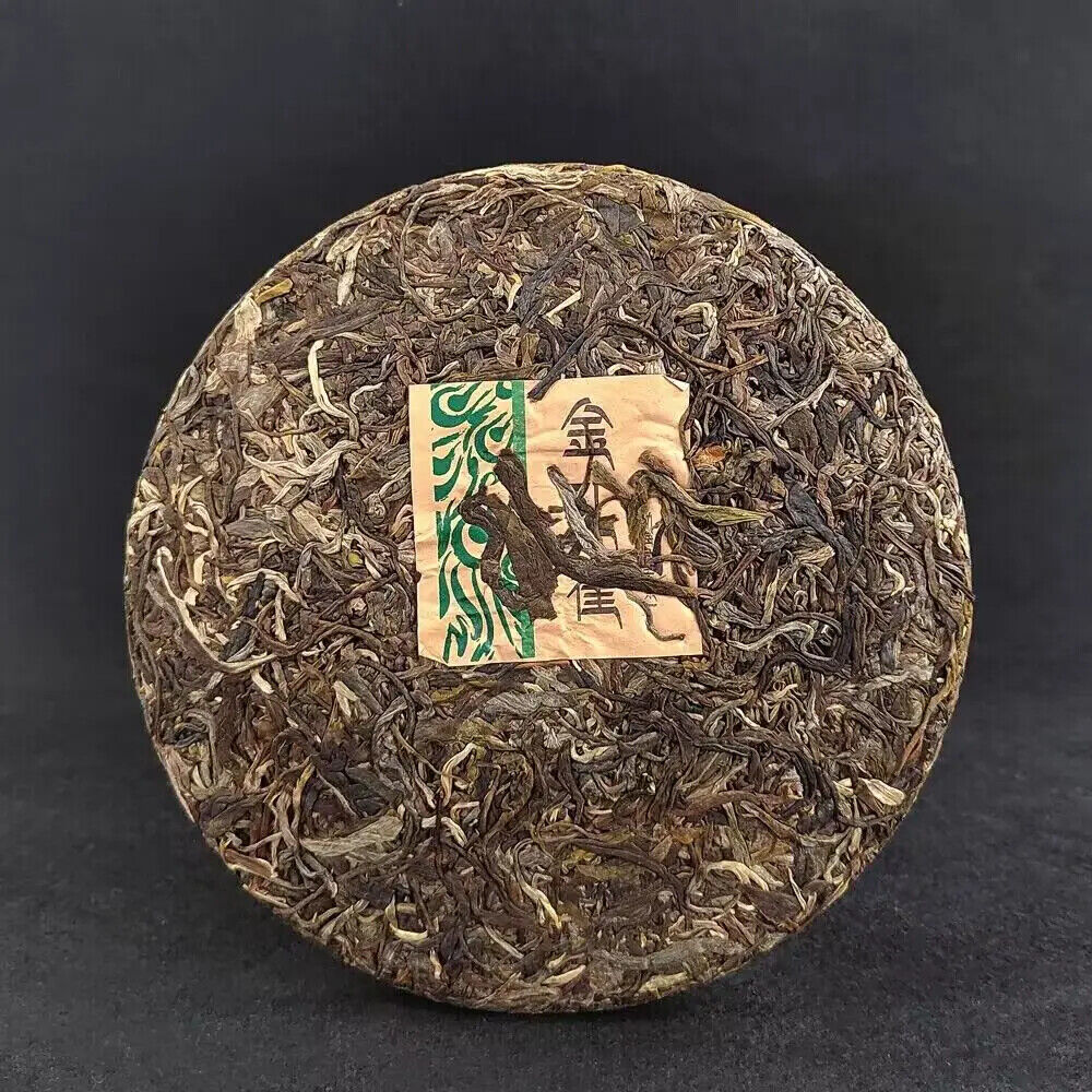 Yunnan Yiwu Peacock Puerh Cake Sheng Puer Tea 357g Compressed Raw Puer Tea Cake Main image
