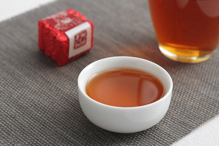 HelloYoung 500g Yunnan Fengqing Kung Fu Black Tea Dian Hong Xiao Tuocha Golden Square Brick