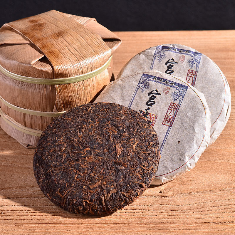 HelloYoung Yunnan Pu'er Ripe Tea Cake 100g Palace Small Cake Pu'er Tea