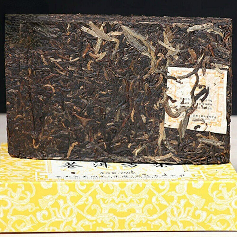 HelloYoung Cang Er Fangzhuan Brick Aged Raw Puer Xiaguan Sheng Raw Puerh Tea 250g Main image
