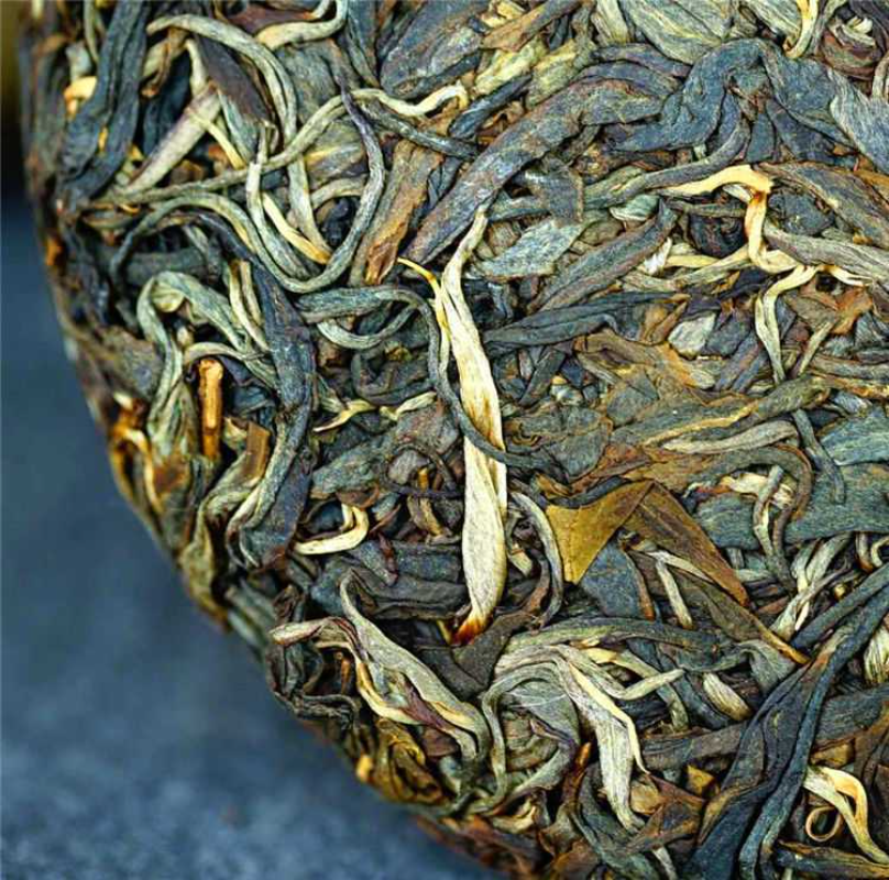 HelloYoung 200g Yunnan Pu'er Tea Raw Tea Yiwu High Pole Ancient Pure Material Raw Tea Cake