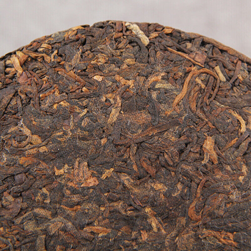 HelloYoung Chinese Slimming Tea Classic Pu-Erh Tea Yunnan Menghai Ripe Pu'er Tea Cake 200g