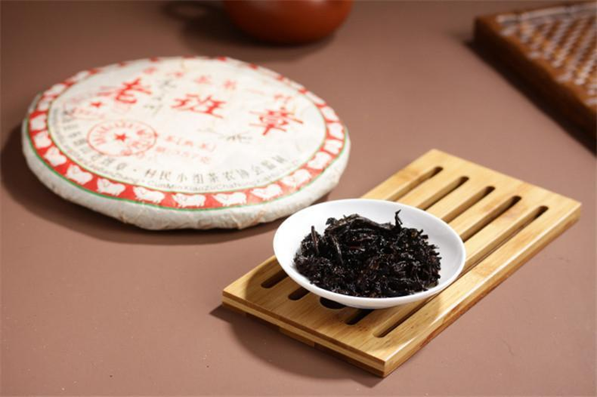 Old Ban Zhang Tea Ripe Puerh Tea Cake Cooked Old Puerh  Black Tea 357g/12.59oz