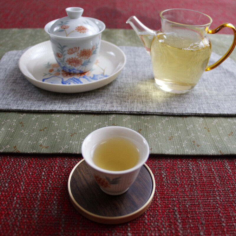 HelloYoung 100g Yunnan Pu'er tea Icelandic raw peacock green cake seven cakes Mengku tea