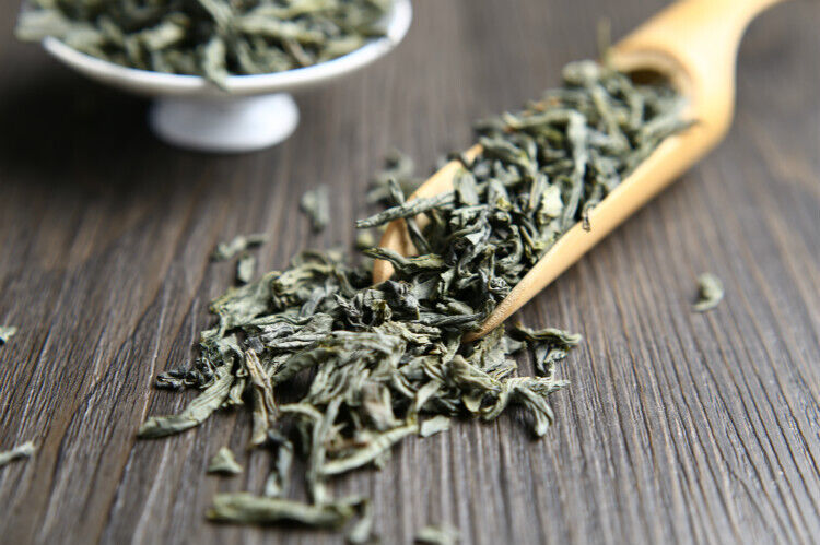 HelloYoung 500g Yunnan Green Early Spring Pu'er Large-leaf Green Tea Steamed Enzyme (No.2)